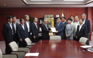 茶の凍霜害に係る林農水大臣への緊急要請